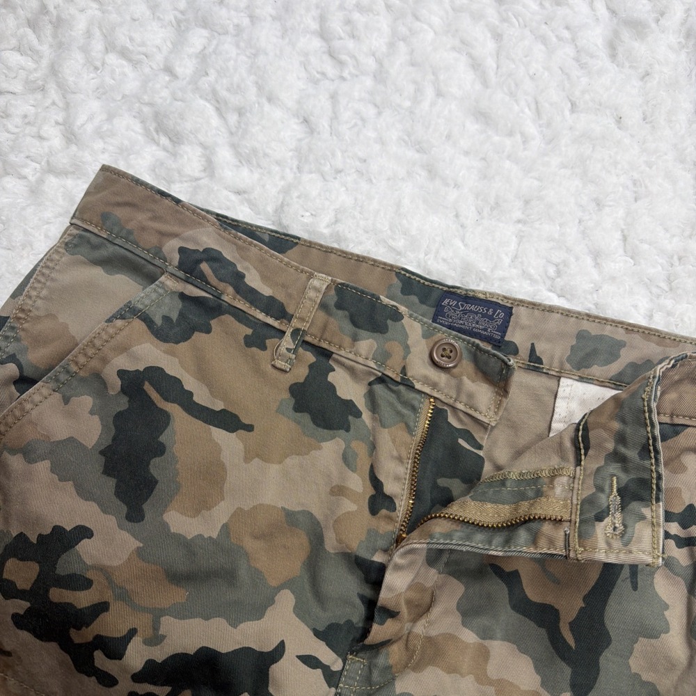 Levi's Camo Cargo Pants Men's Size Relaxed Straight Leg Mens 35 Tall Meas 36x35